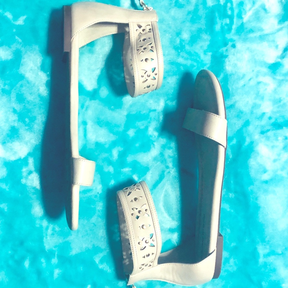 Adrienne Vittadini sandals w/ gold rivets accents